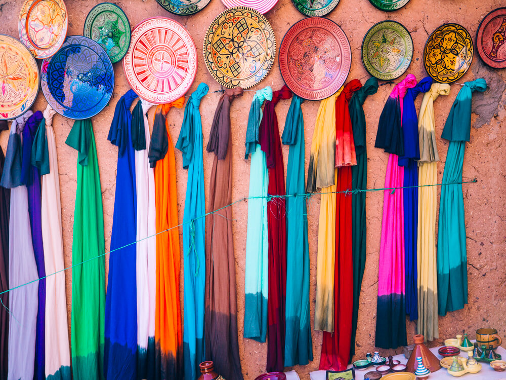 alfombras-en-mercado-en-marruecos